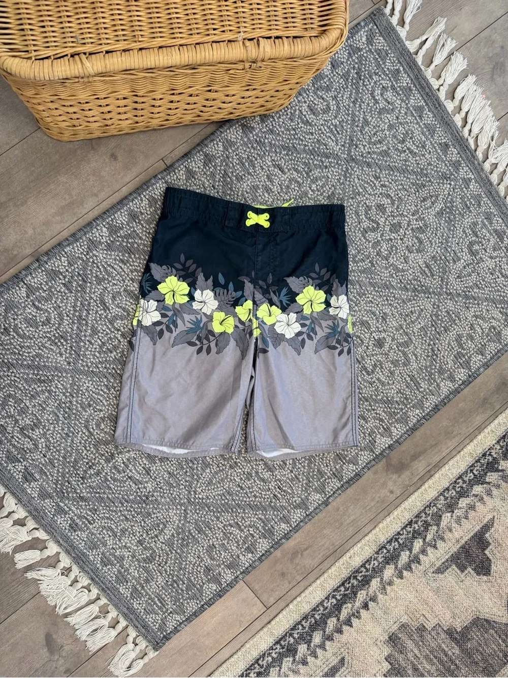 Old Navy Boys Tropical Printed Swim Board Shorts Size XL Boys Swim Trunks